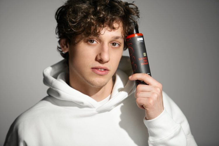 Безсульфатний відновлюючий шампунь для всіх типів волосся Sulfate Free Repair Shampoo, 250 мл - фото №8